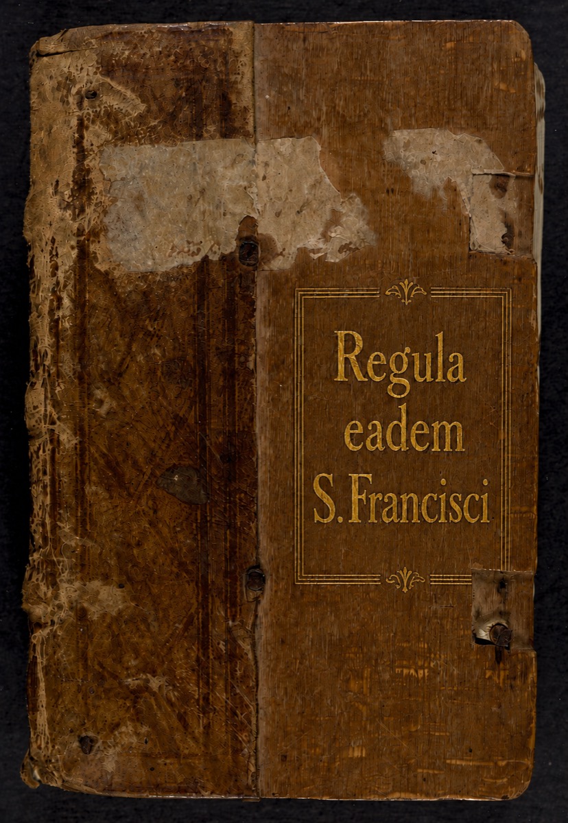 Legatura in pergamena della Regula eadem S. Francisci